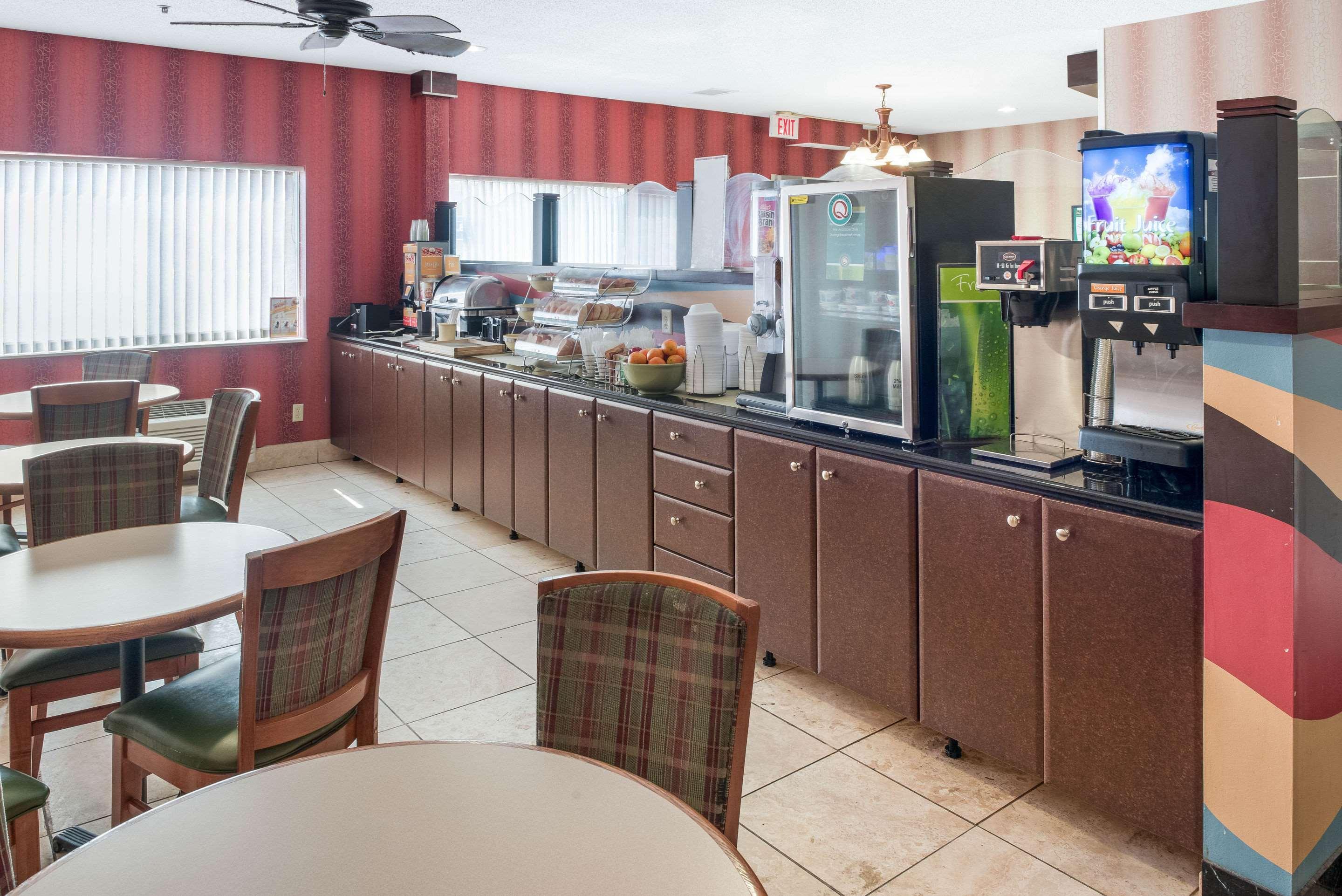 Quality Inn & Suites Mankato Exterior photo